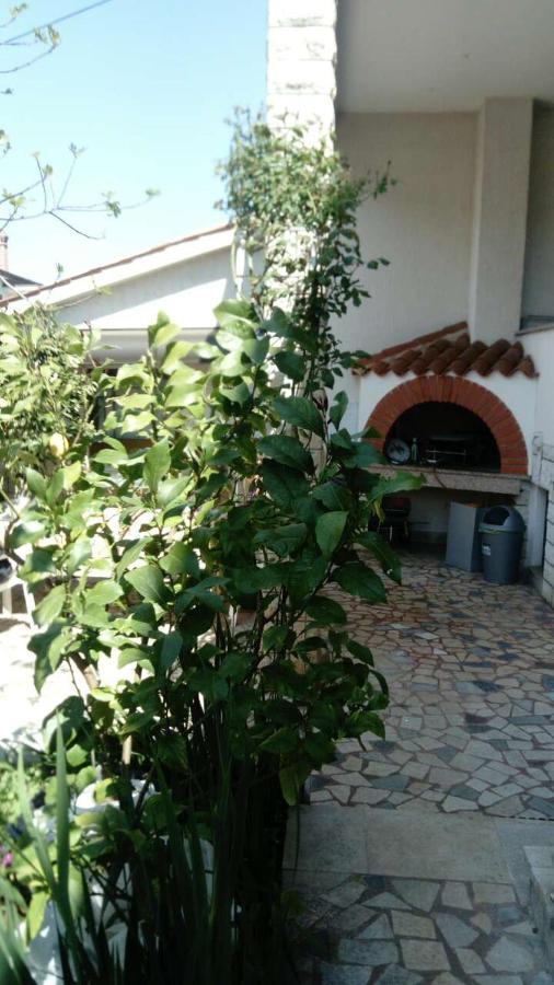 House Monika Apartment Porec Bagian luar foto